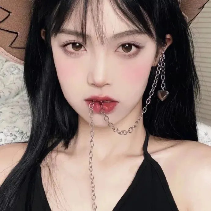 爱麻夫人热映中